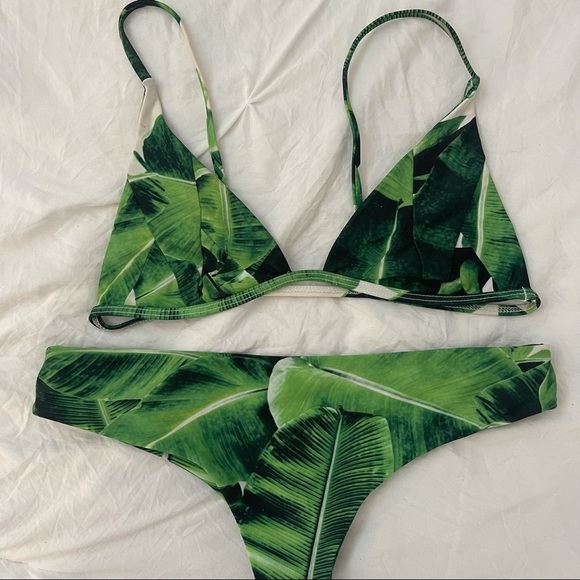 Stone Fox Bikini - Picture 2 of 3